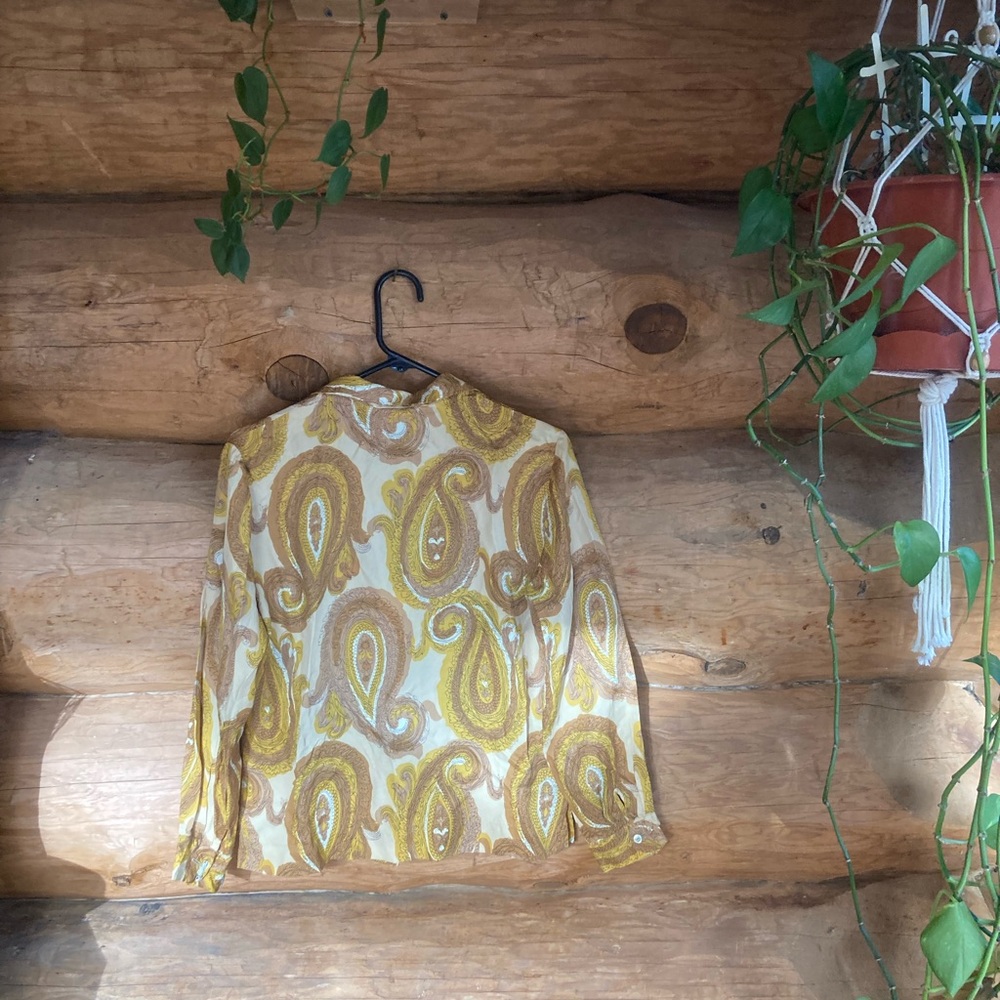 70’s button up - Picture 3 of 4